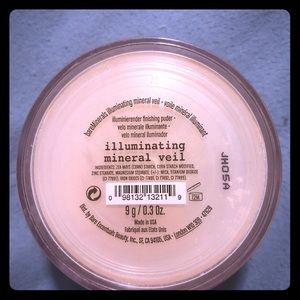 bareMinerals illuminating veil